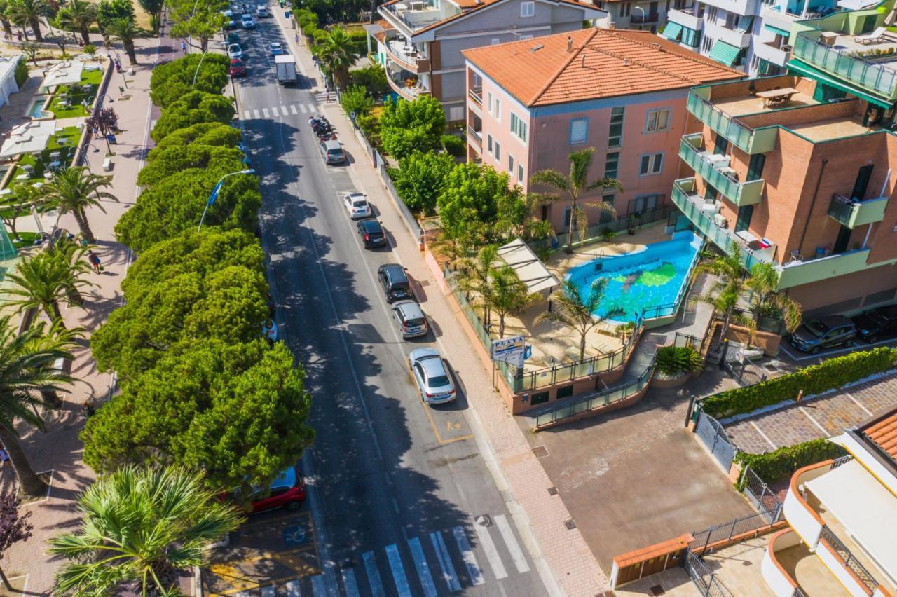 Residence Playa Tortoreto ภายนอก รูปภาพ