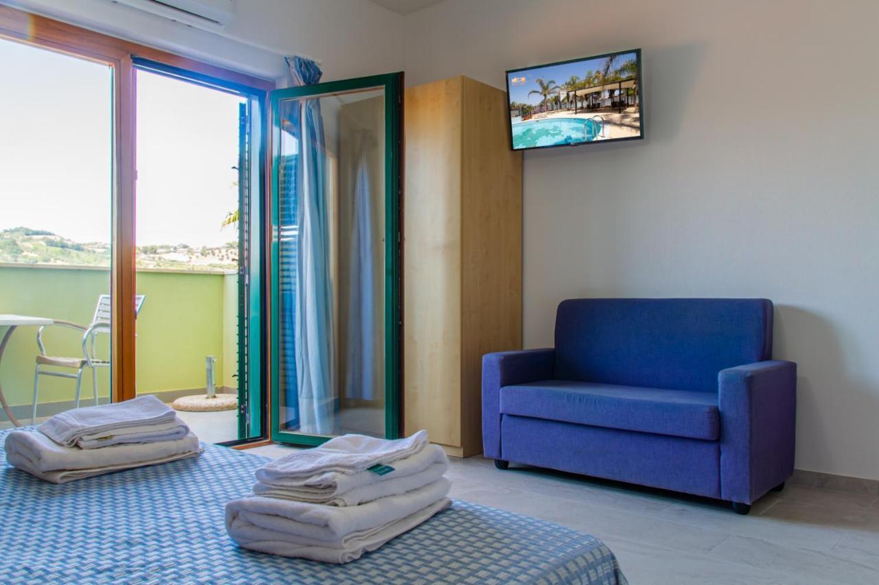Residence Playa Tortoreto ภายนอก รูปภาพ