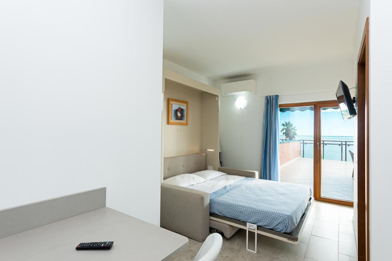 Residence Playa Tortoreto ภายนอก รูปภาพ
