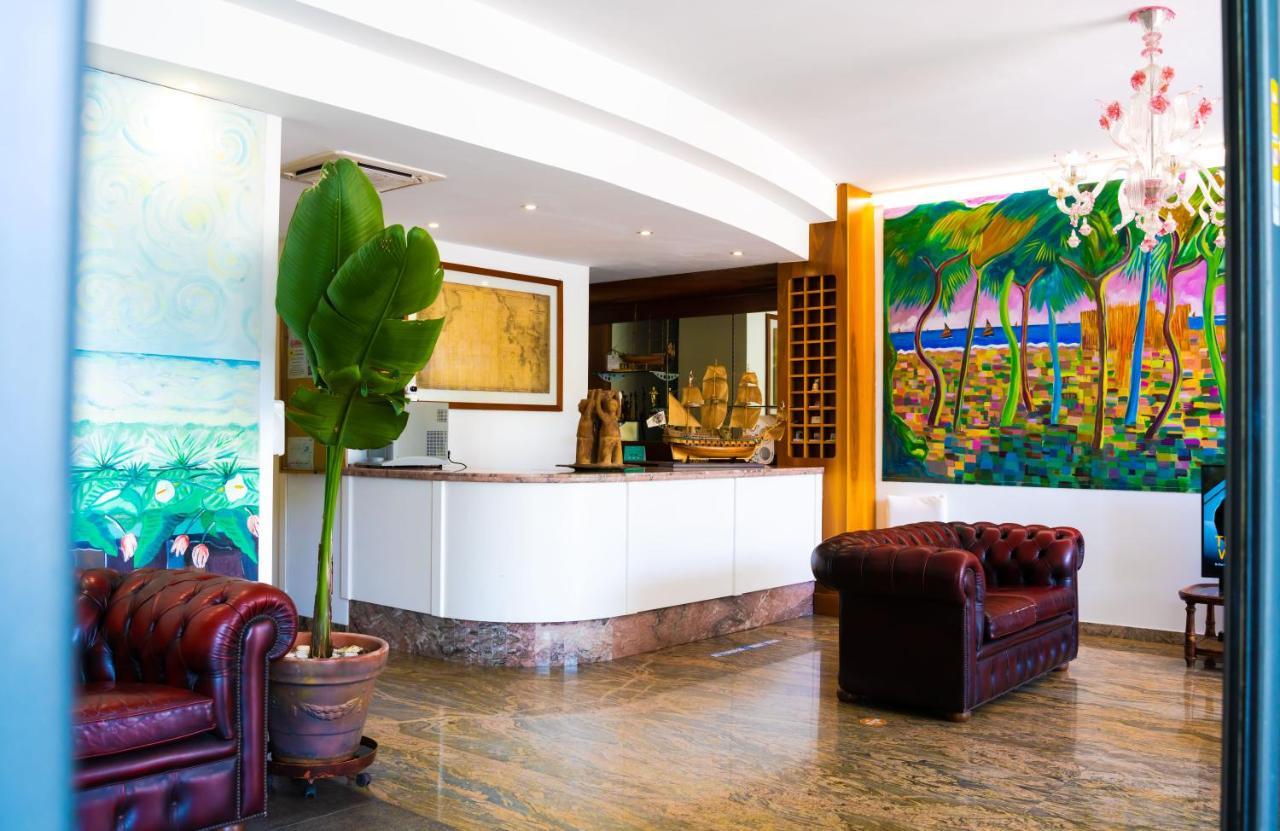 Residence Playa Tortoreto ภายนอก รูปภาพ